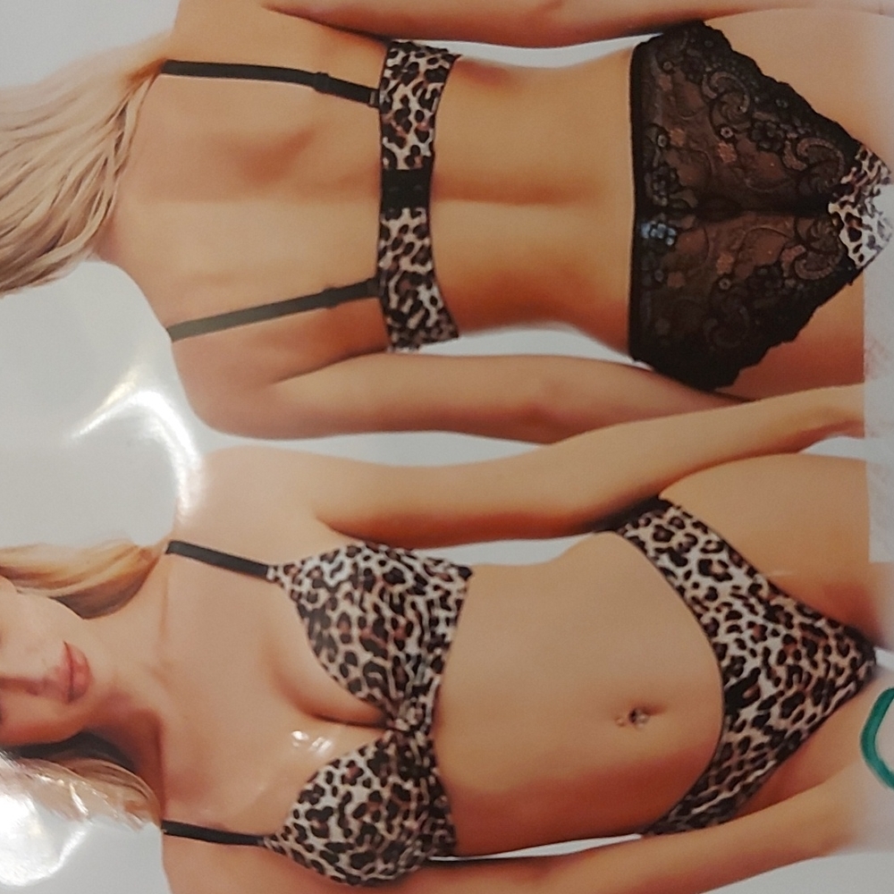 NWT Leopard Print Seamless Bra & Panty Set size -Small